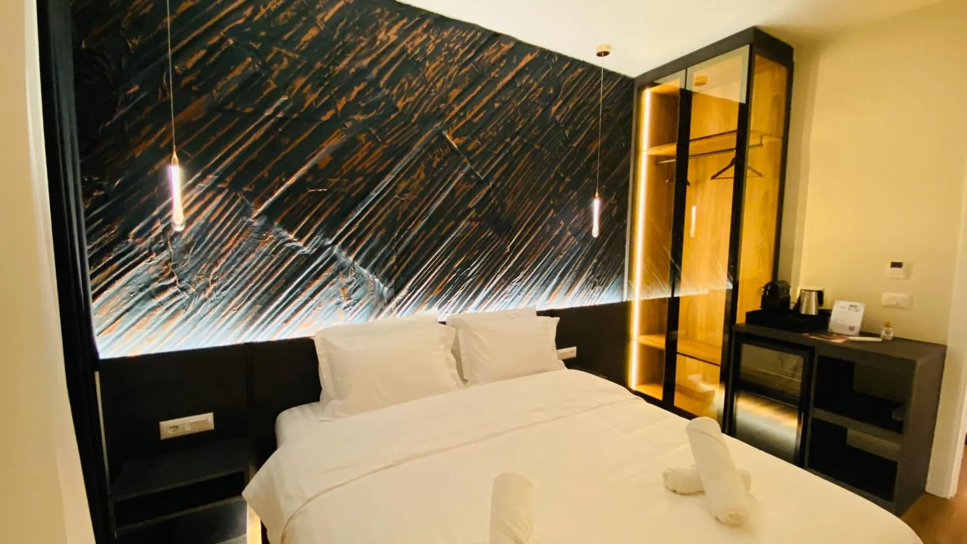Tirana Central Rooms Blloku Pensionat